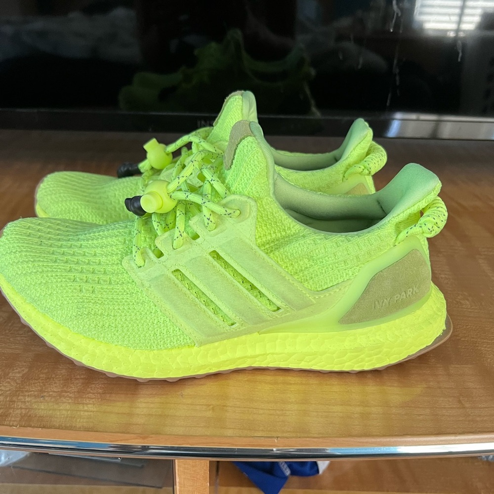 Adidas Ultraboost OG  (Beyoncé Ivy Park Hi Res Yellow)